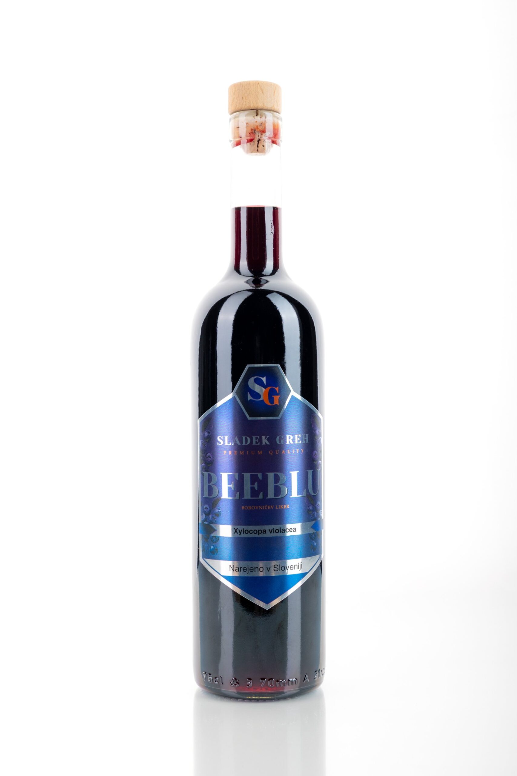 Beeblu "borovničev liker" 750ml